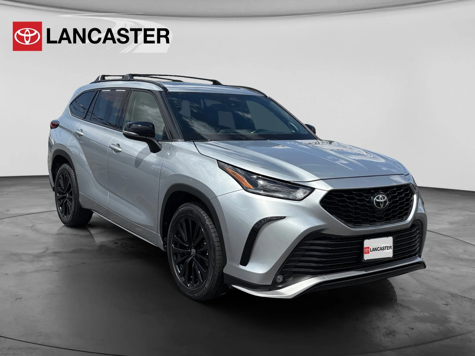 2023 Toyota Highlander XSE FWD's photo