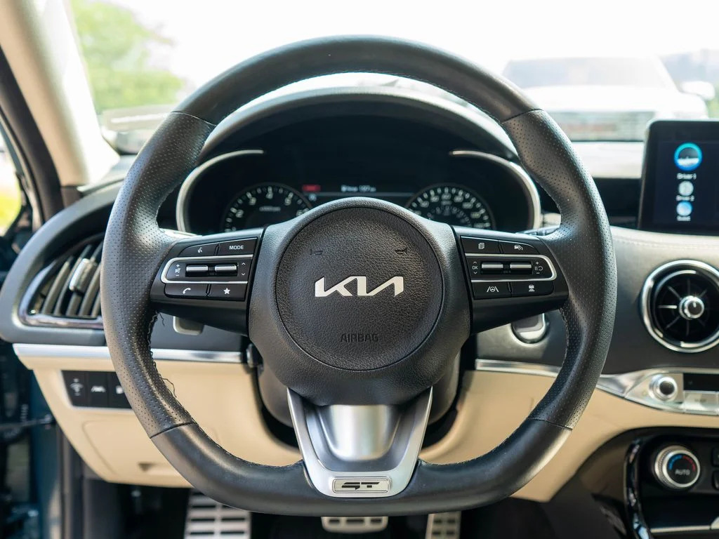 Used 2023 Green Kia GT2 image 16