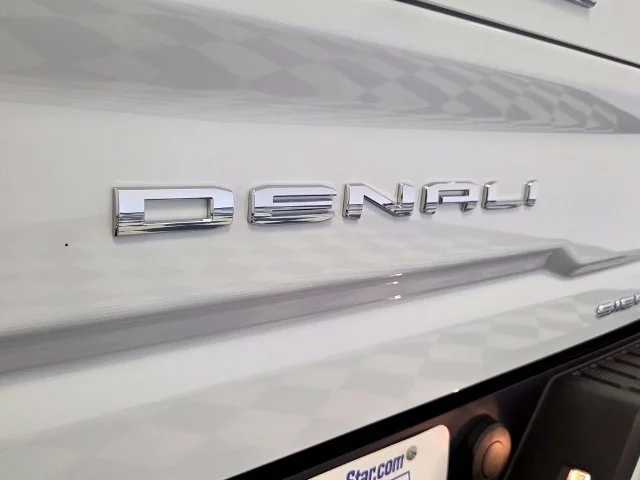 New 2026 Glacier White Tricoat GMC Denali Ultimate image 7