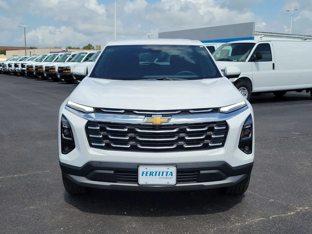 New 2026 Summit White Chevrolet LT image 21