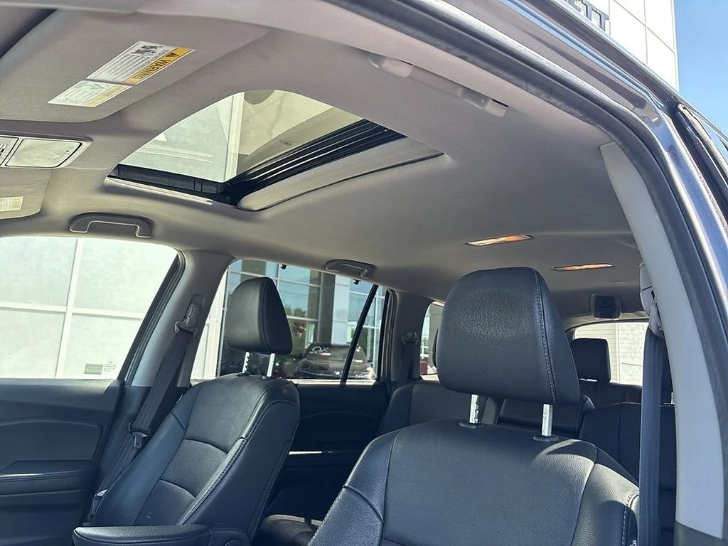 Used 2022  Honda Special Edition image 5