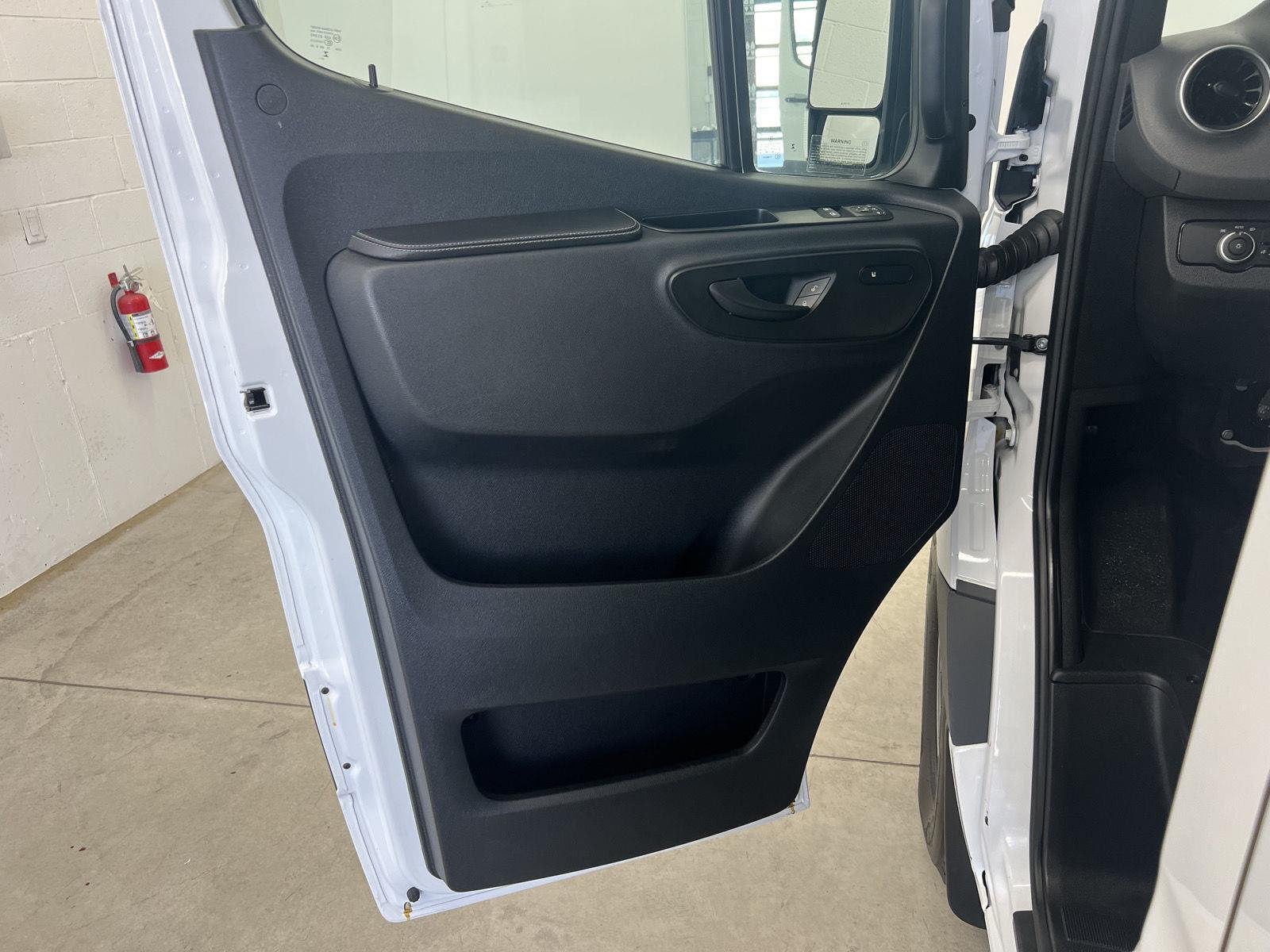 2025 Mercedes-Benz Sprinter Passenger Van Base - Photo 11