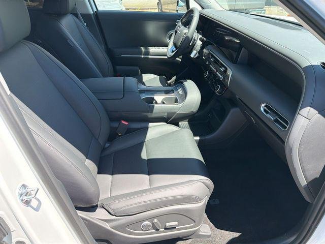 New 2026 White Hyundai Limited AWD image 28