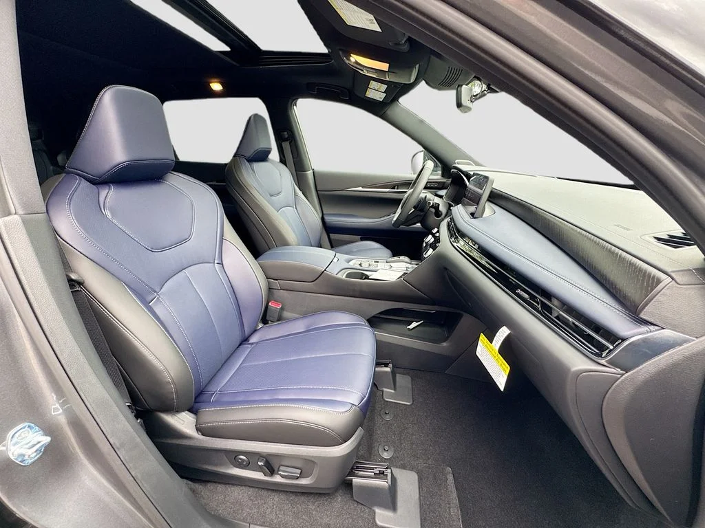 Certified Used 2026 Gray INFINITI SPORT image 32
