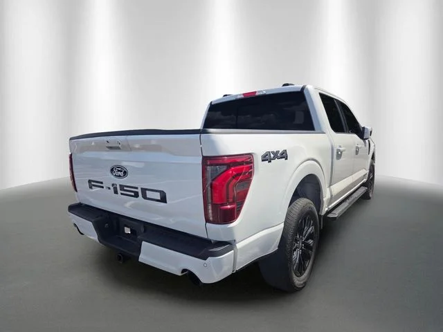 Used 2024 White Metallic Ford Lariat image 4