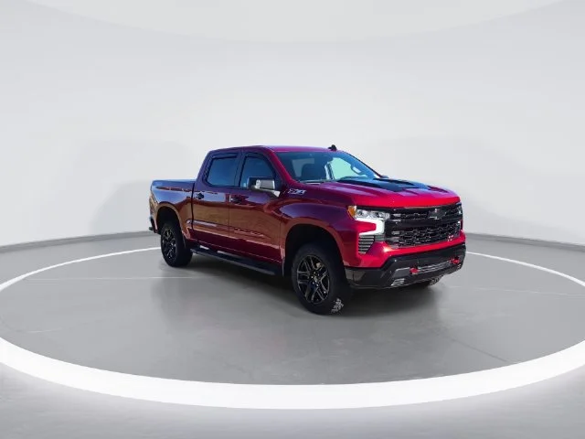 Used 2026 Red Chevrolet LT Trail Boss image 2