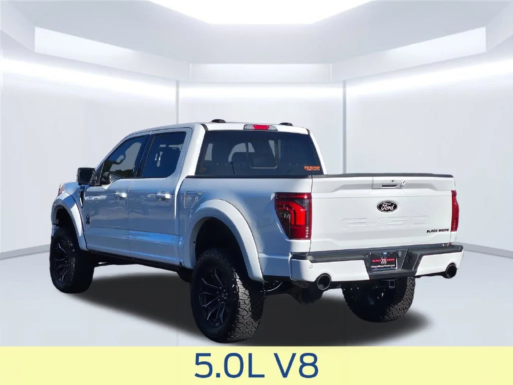 New 2026 Oxford White Ford Lariat® image 22
