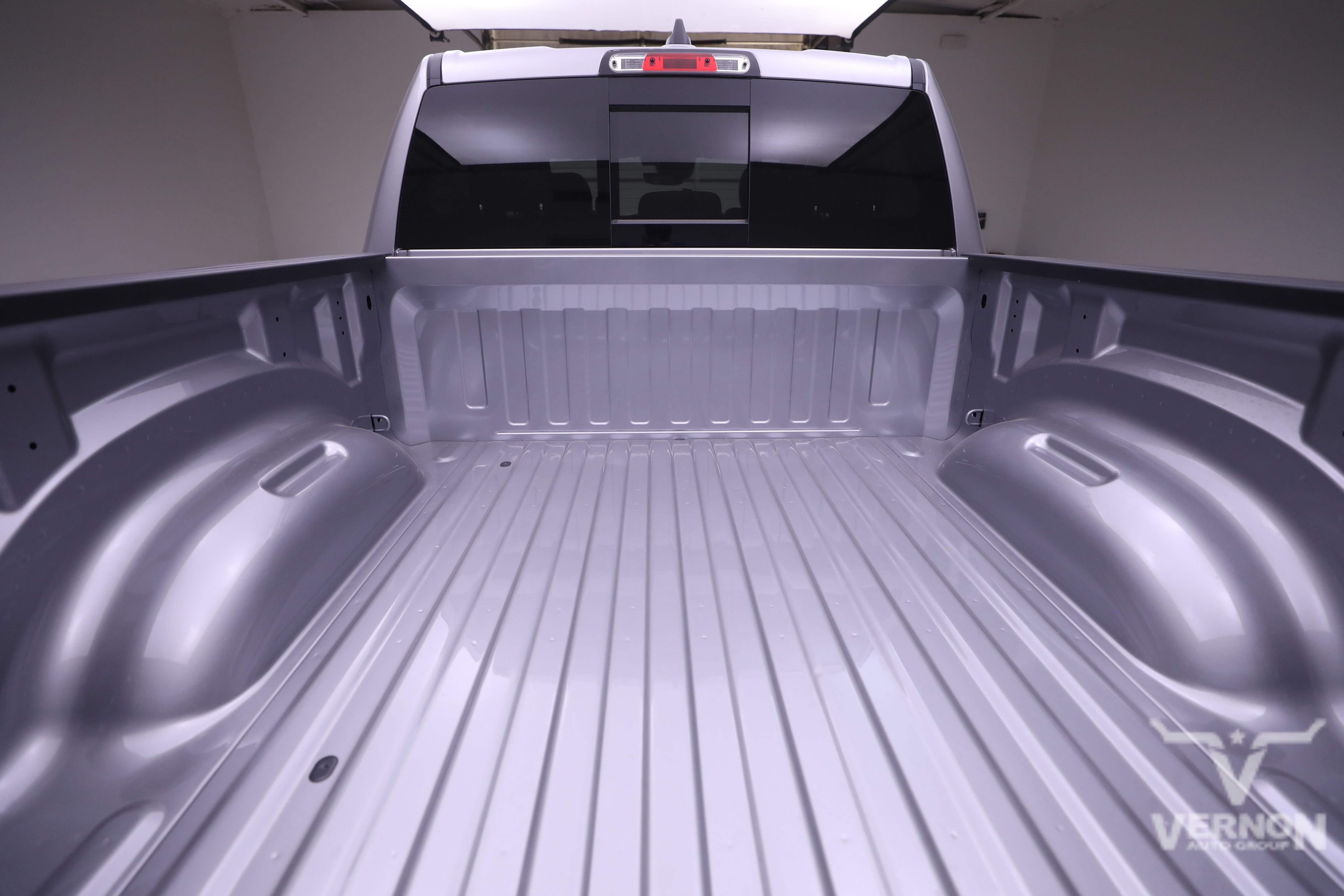 New 2026 Billet Silver Metallic Clearcoat Ram N image 45