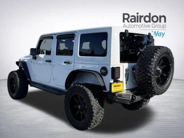 Used 2014 Bright White Clearcoat Jeep Unlimited Sahara image 5