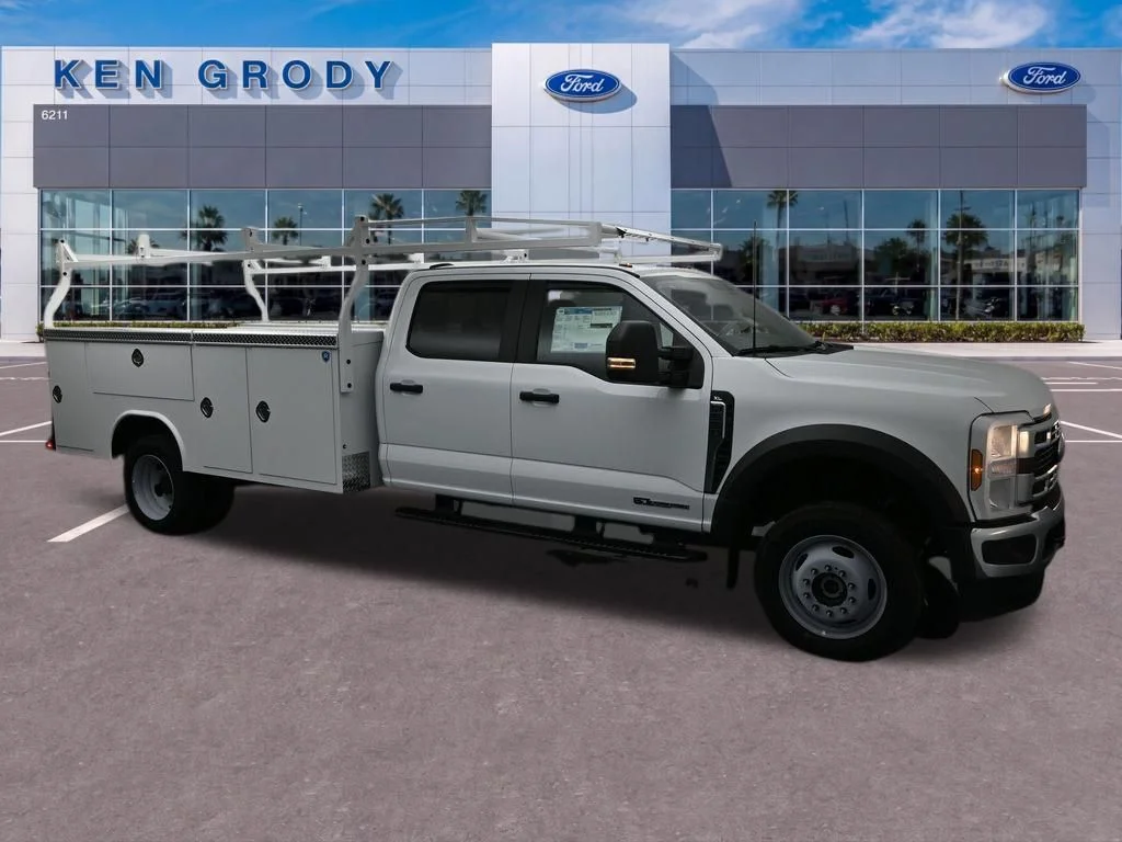 2026 Ford F-550 XL 4x4 Crew Cab 203-In DRW's photo