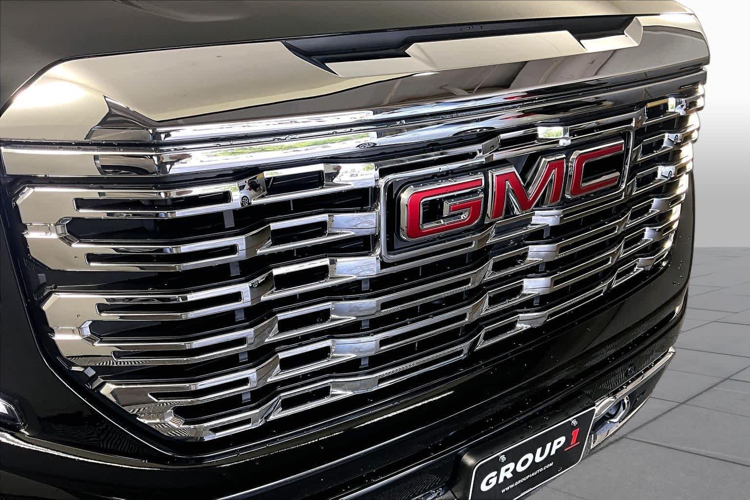 Used 2026 Onyx Black GMC Denali image 29