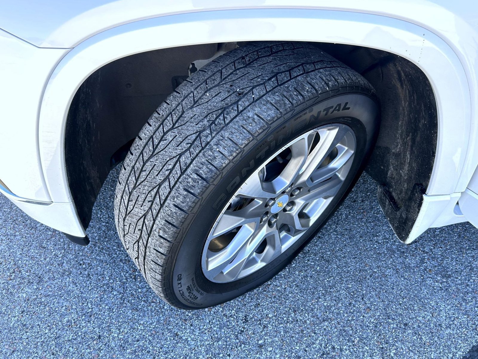 Certified Used 2021 White Chevrolet Premier image 26
