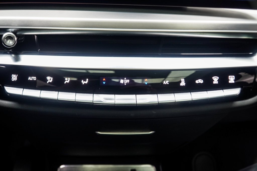 Used 2025 Black Cadillac Sport image 23