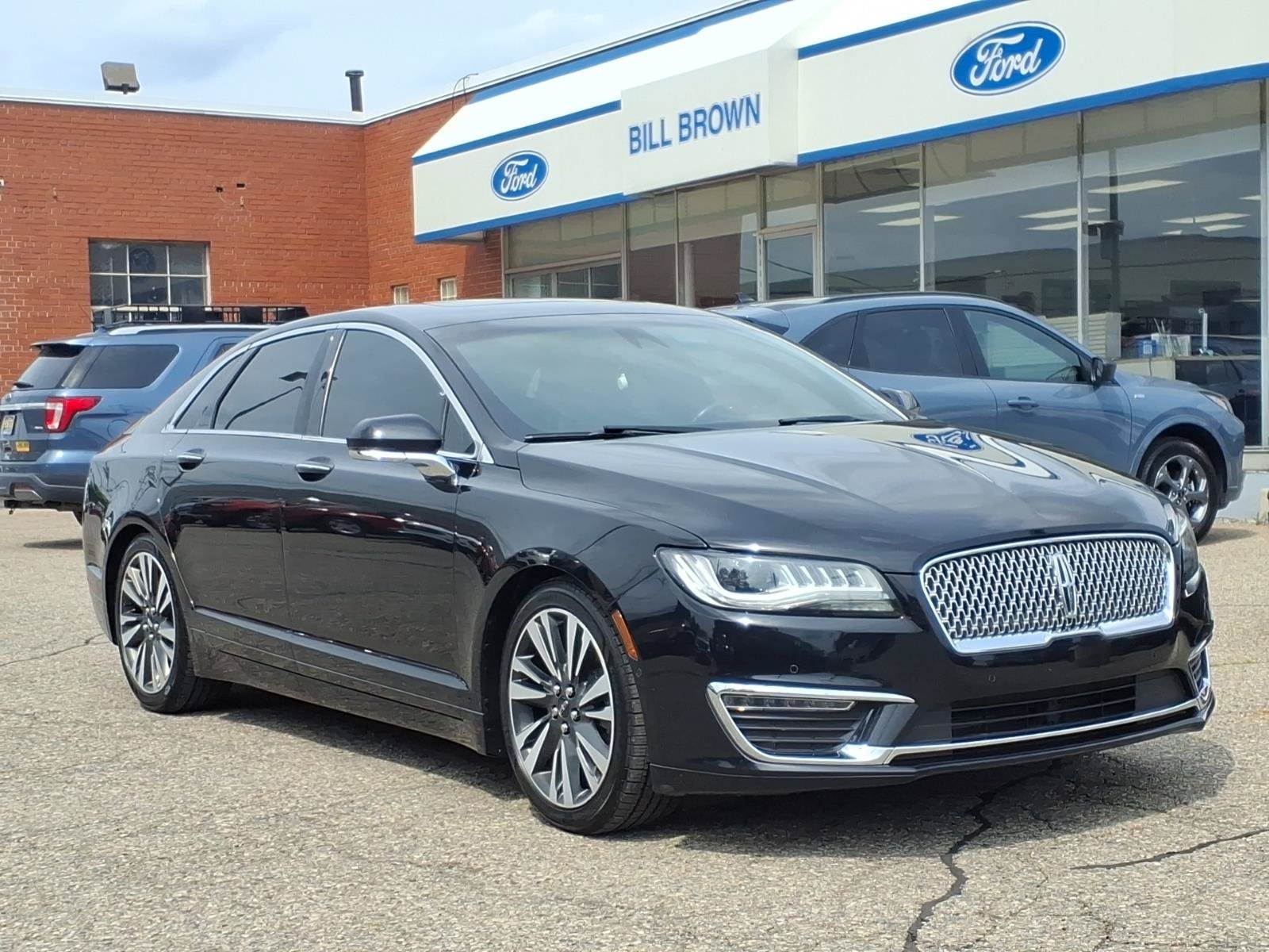 Used 2019 Infinite Black Metallic Lincoln Reserve II image 1