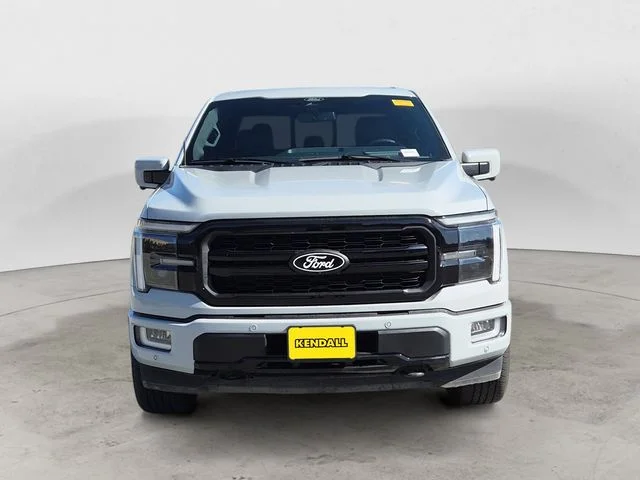 Certified Used 2024  Ford Lariat image 2