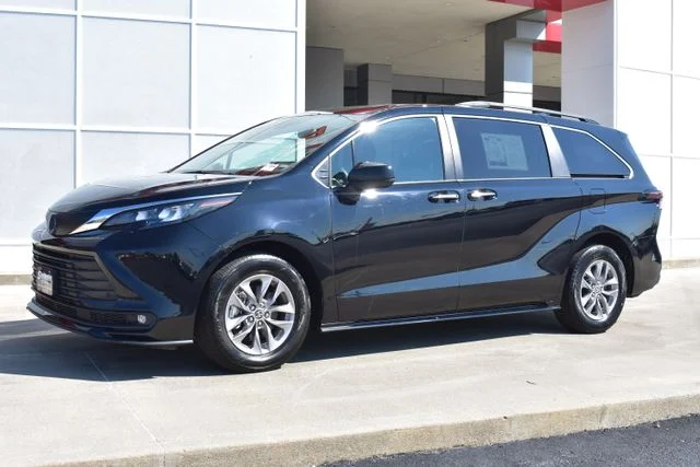 Used 2025 Black Toyota XLE image 2