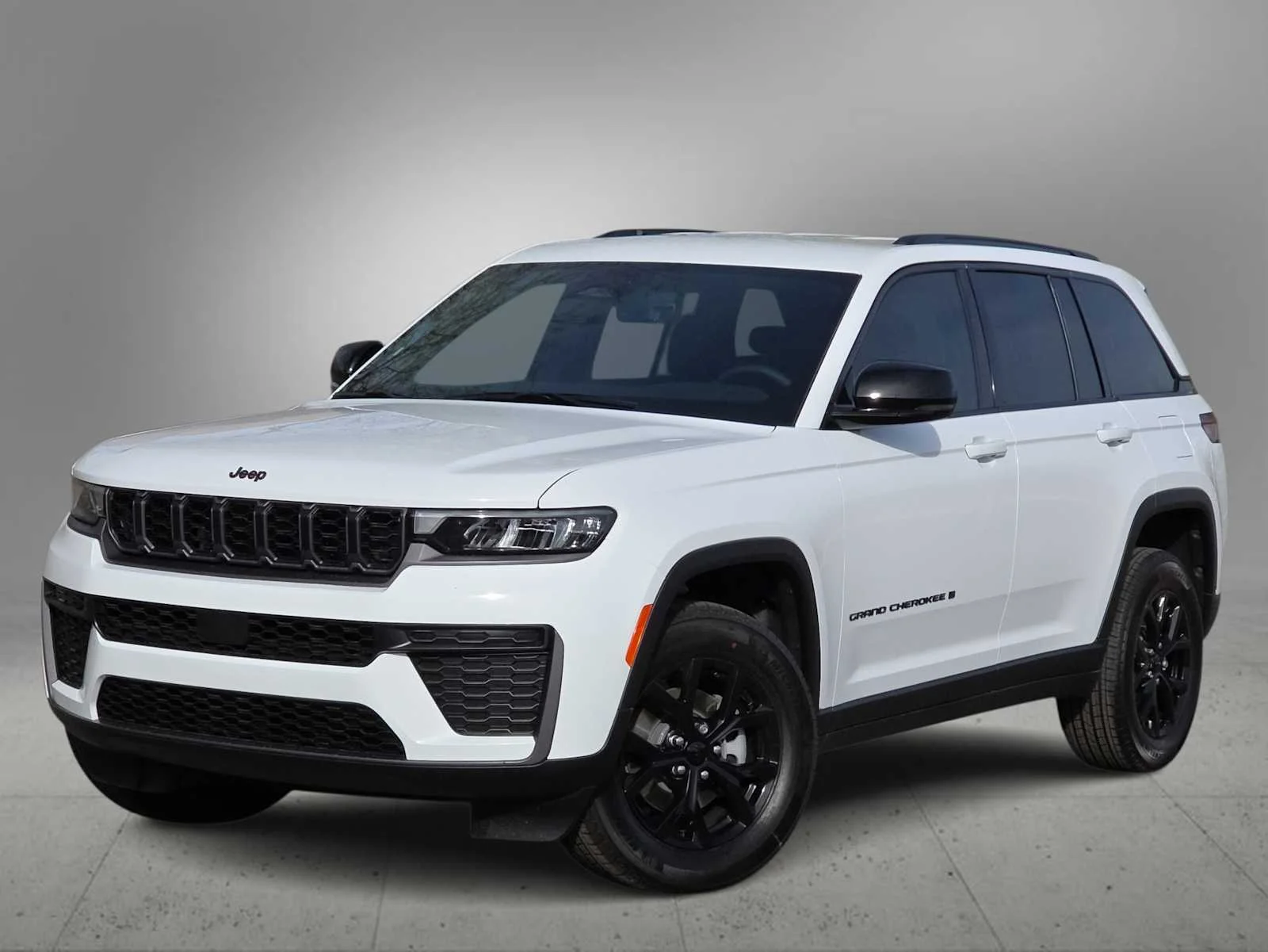 2026 Jeep Grand Cherokee Laredo Altitude