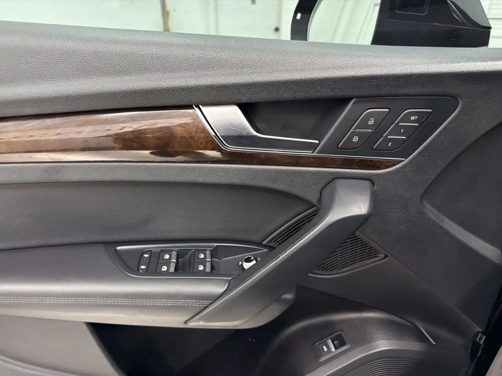 Used 2020 Black Audi 45 Premium Plus image 22