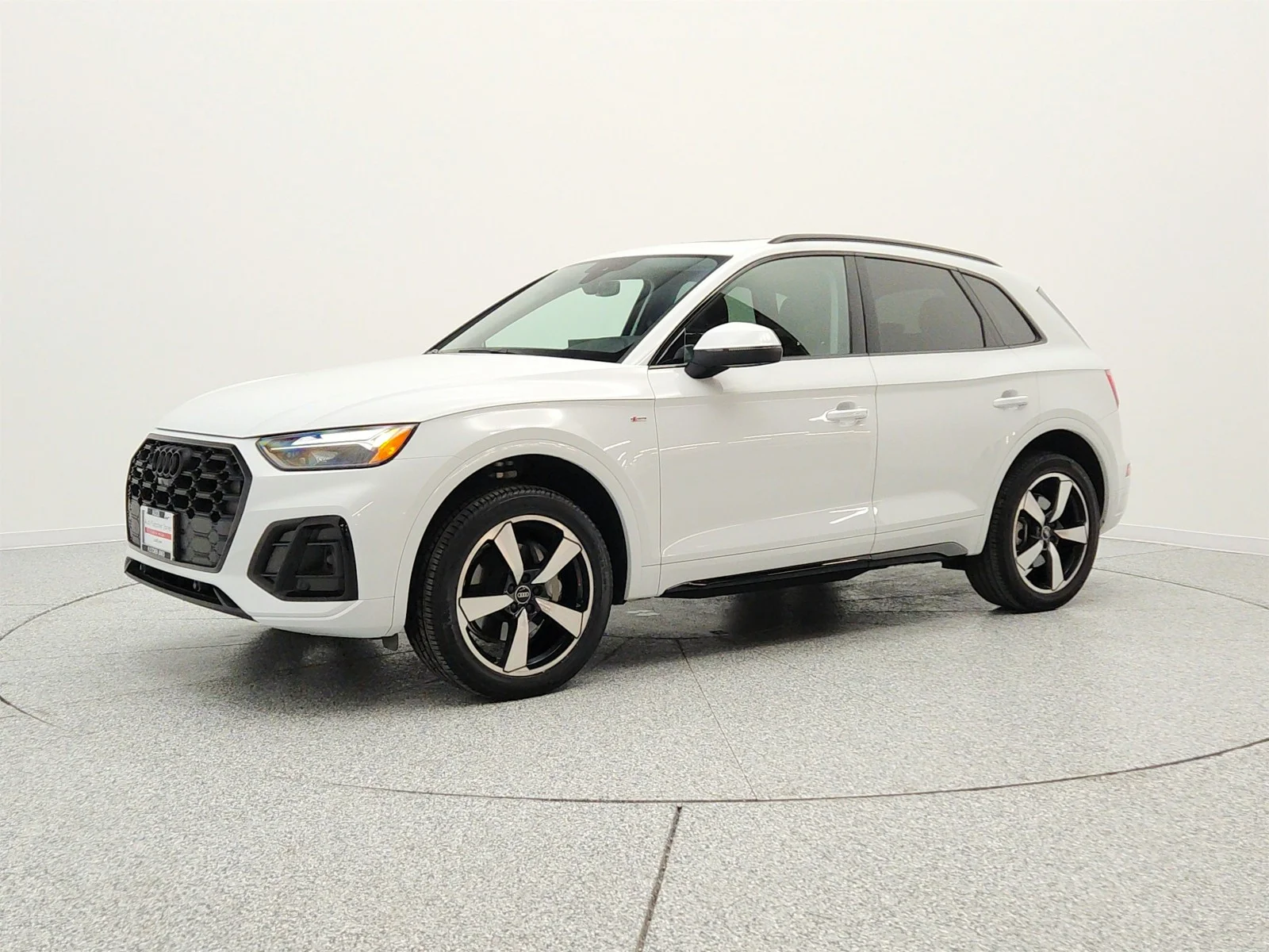 2023 Audi Q5 45 Premium Plus's photo