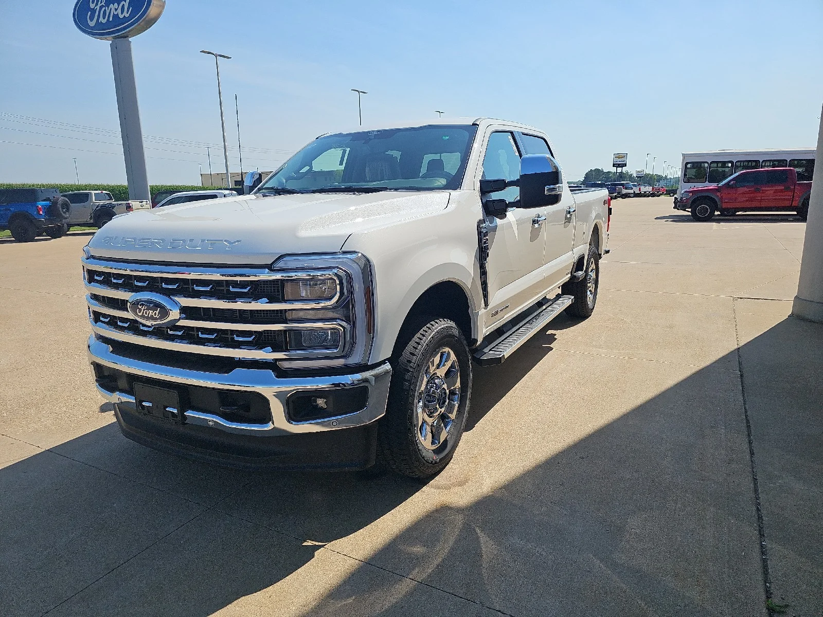 New 2026 Star White Metallic Tri-Coat Ford F-250® Lariat® image 21