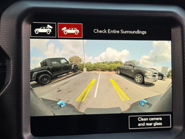 Used 2021 Silver Jeep Unlimited Rubicon 4xe image 22