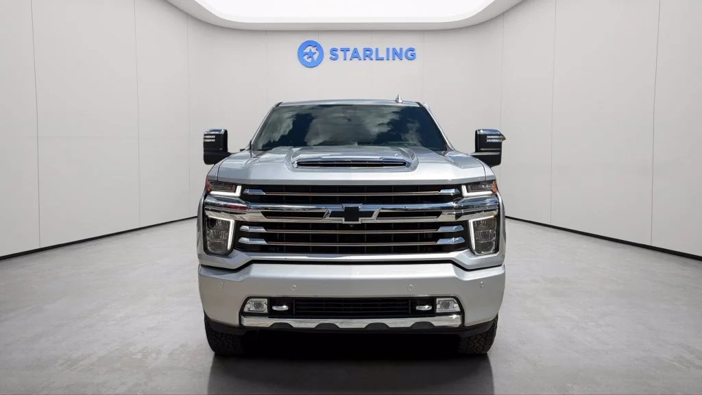 Used 2022 SILVER ICE METALLIC Chevrolet High Country image 16