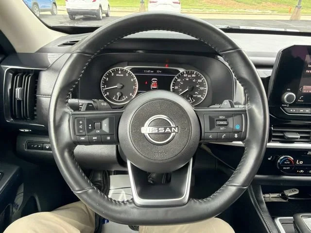 Used 2025 Gray Nissan SV image 32