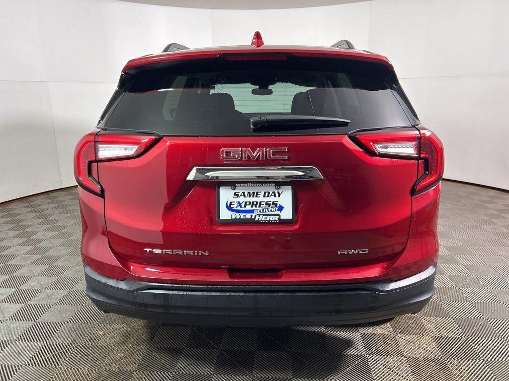 Used 2023 Volcanic Red GMC SLE image 7