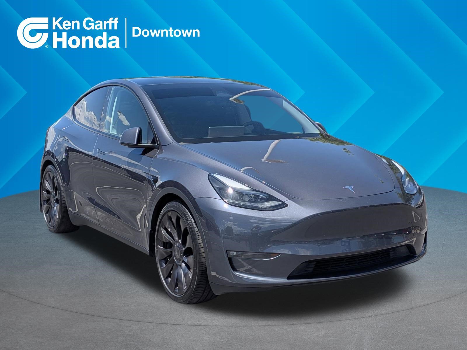 2023 Tesla Model Y Performance Dual Motor All-Wheel Drive's photo