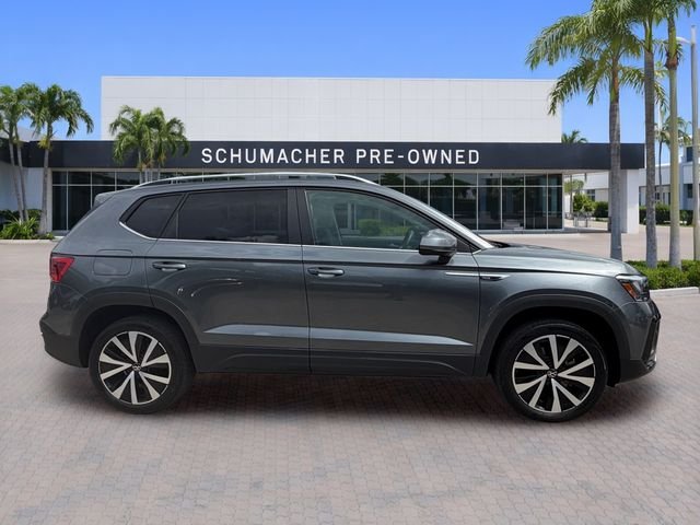 Used 2024 Gray Volkswagen 1.5T SE image 8