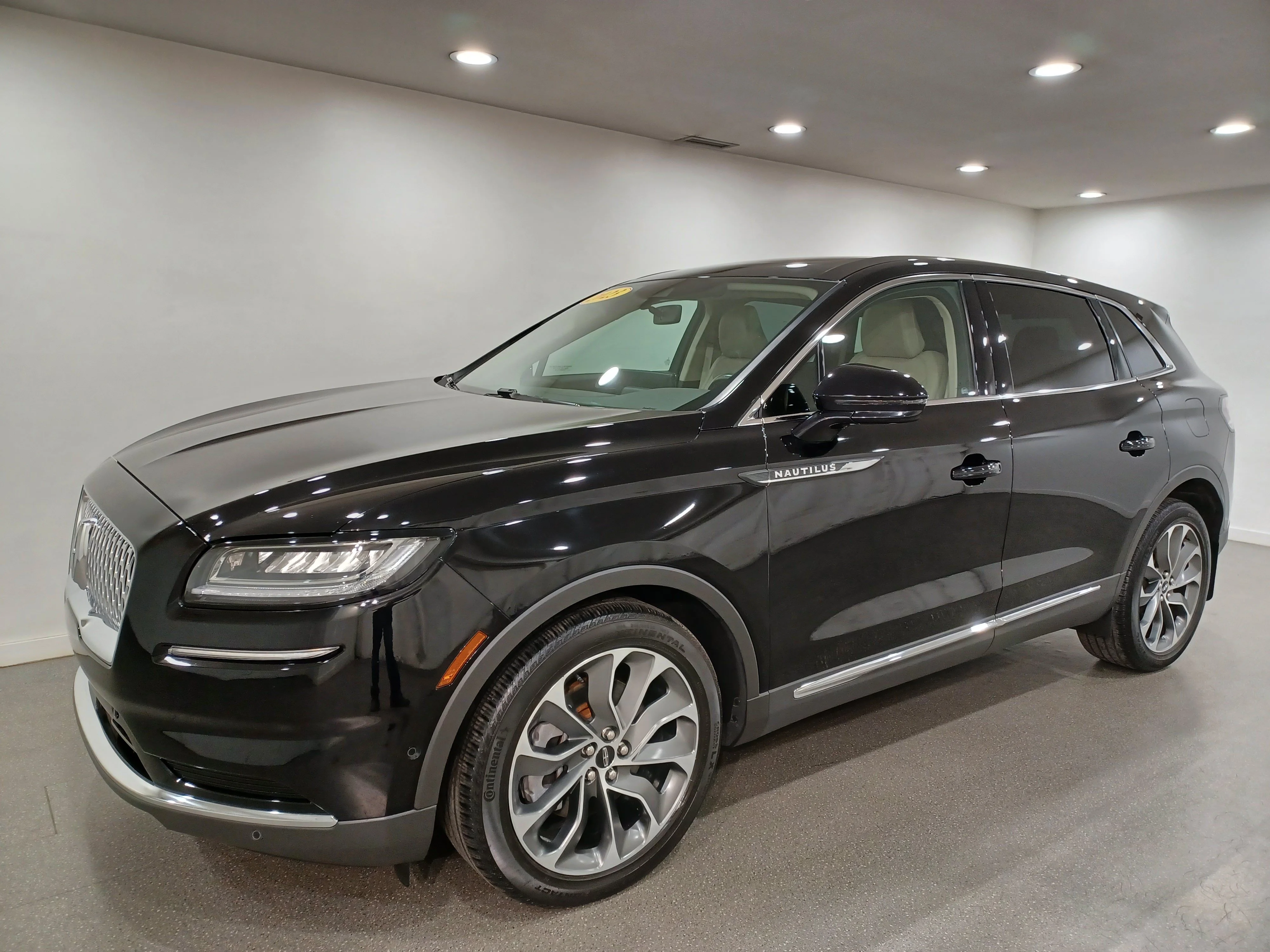 Certified Used 2023 Infinite Black Metallic Lincoln Reserve AWD*Adaptive Cruise | Remote Start | Nav | 360 Cam | Cooled Leather | Pano Roof | Htd Wheel image 2