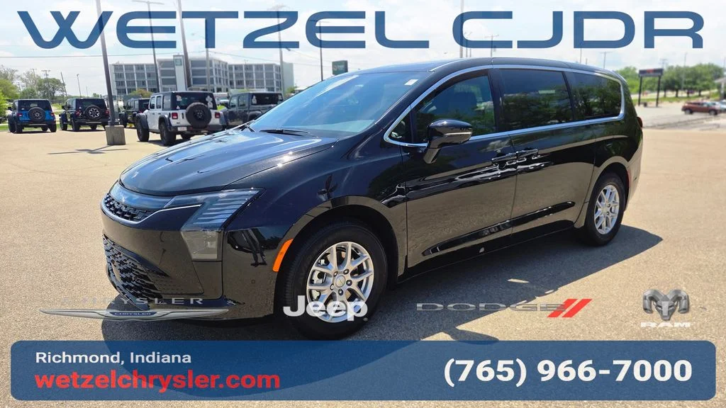 New 2027 Black Chrysler Select image 3
