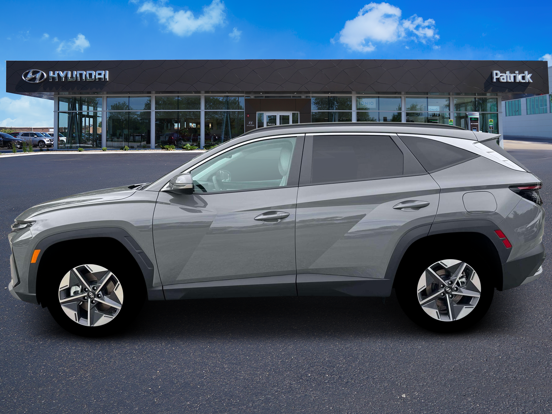 New 2026 Hampton Gray Hyundai SEL Premium image 3