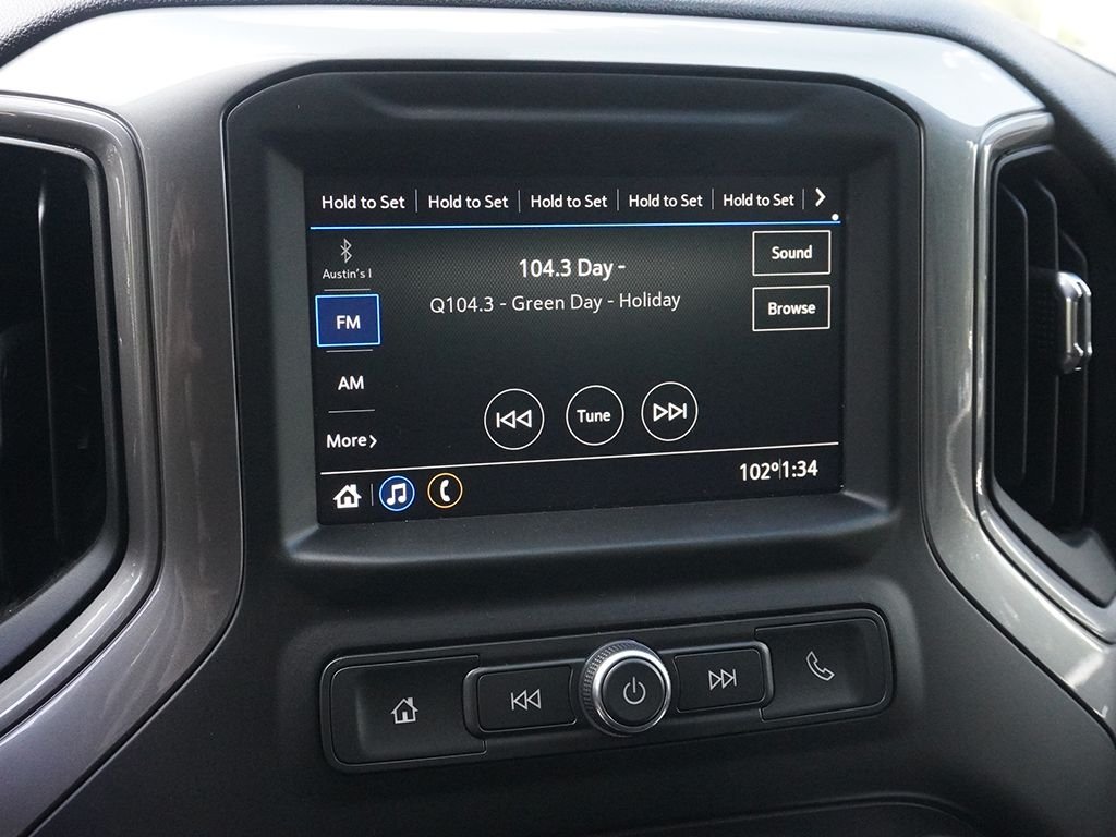 Used 2023 White GMC Pro image 35