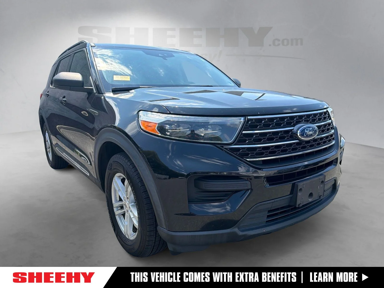 Used 2020 Black Metallic Ford XLT image 1