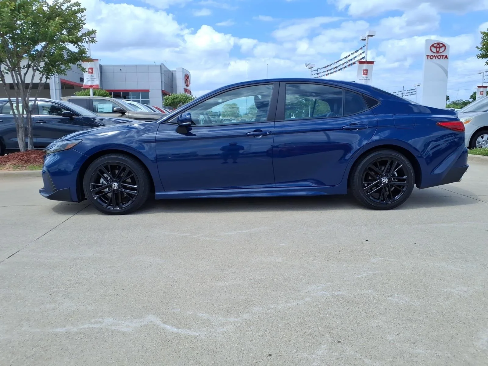 Certified Used 2025 Reservoir Blue Toyota SE image 2