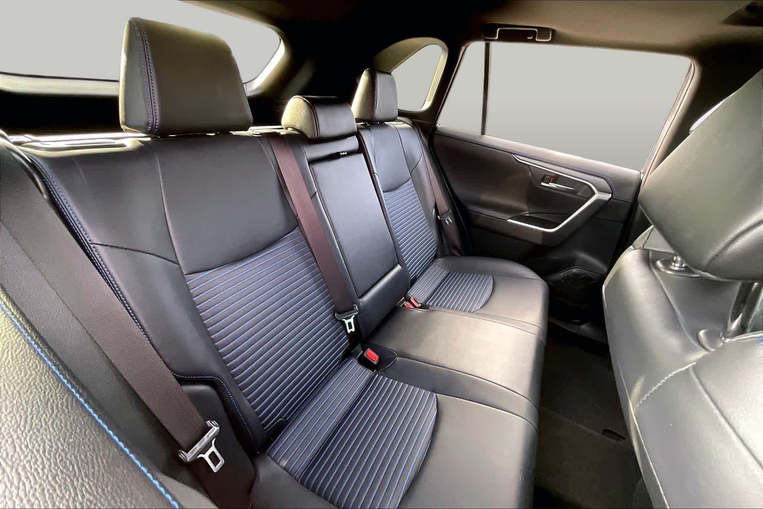 Used 2025 Silver Sky Metallic/Midnight Black Metallic Toyota Hybrid XSE image 20