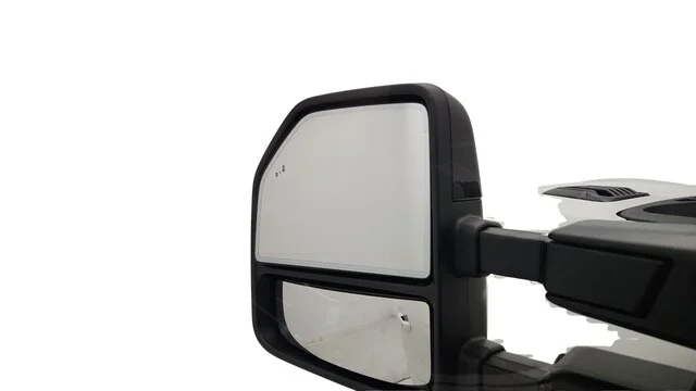 New 2025 Star White Metallic Tri-Coat Ford Platinum® image 36