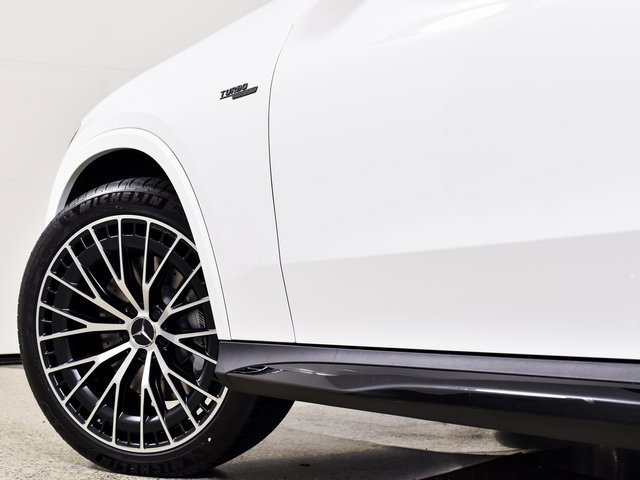 New 2026 Polar White Mercedes-Benz GLC 43 AMG® image 65