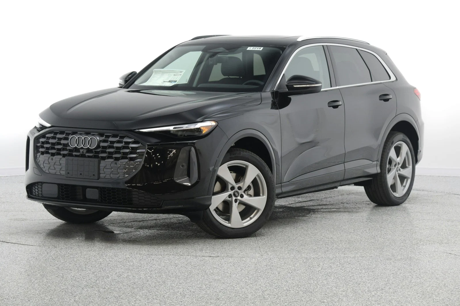 2026 Audi Q5 Premium Plus quattro's photo