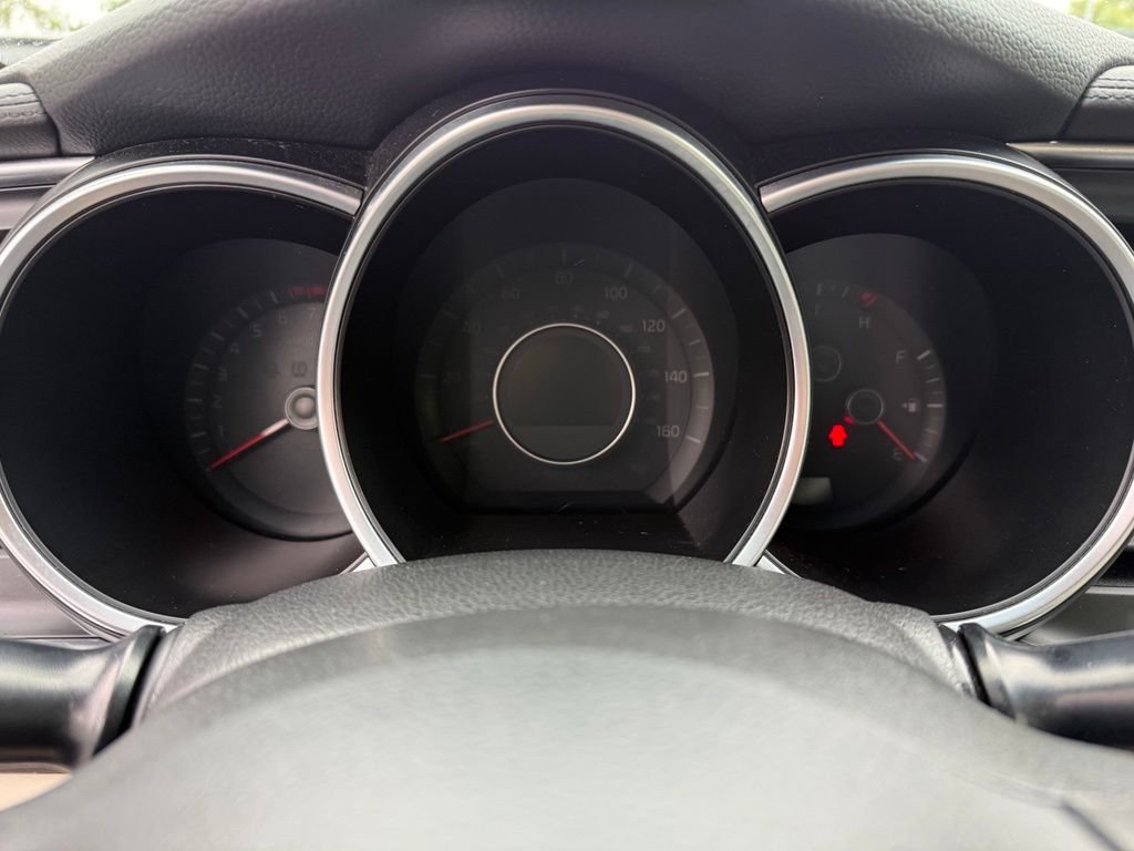 Used 2015 Gray Kia EX image 14