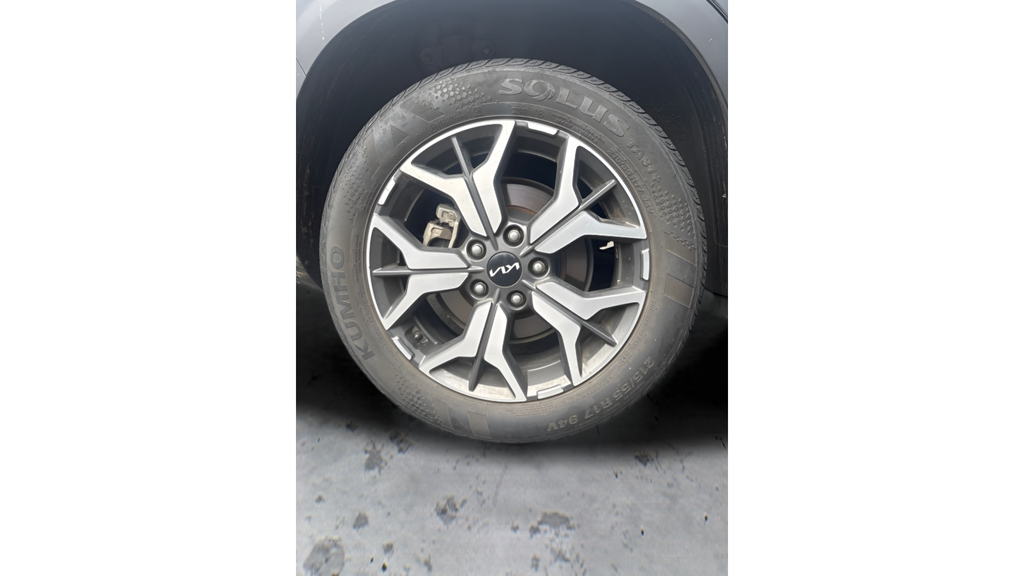 2022 Kia Seltos EX - Photo 18