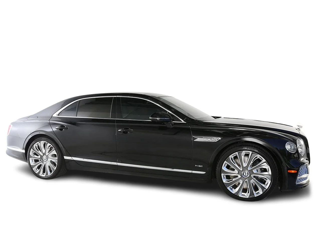 Used 2022  Bentley W12 image 5