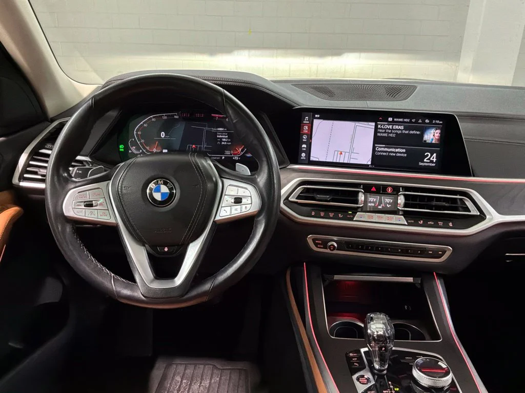 Used 2022 Jet Black BMW xDrive40i image 8