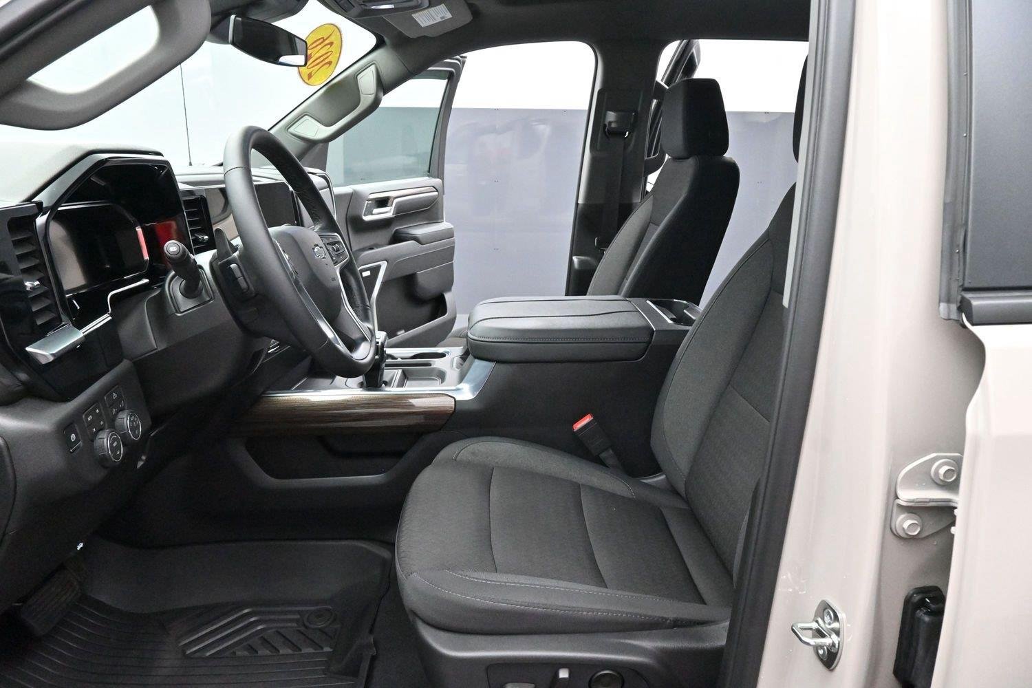Used 2026 White Sands Chevrolet RST image 13