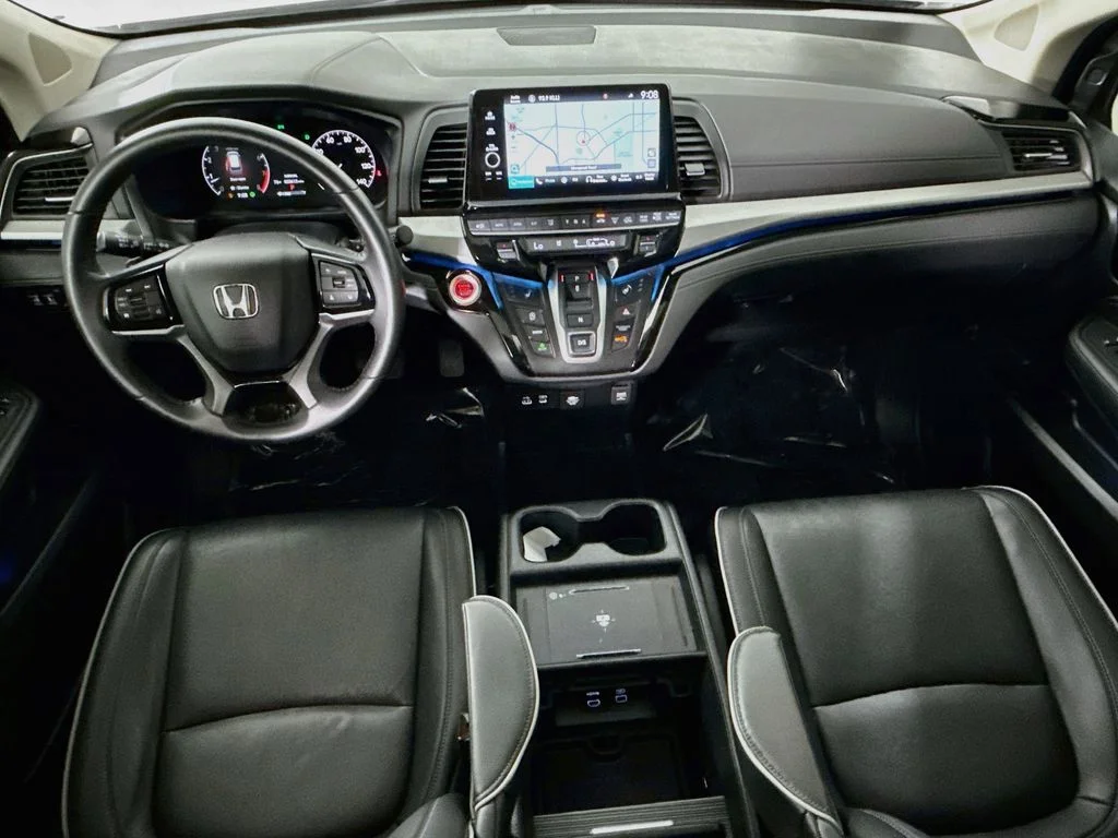 Used 2025 Black Honda Touring image 24