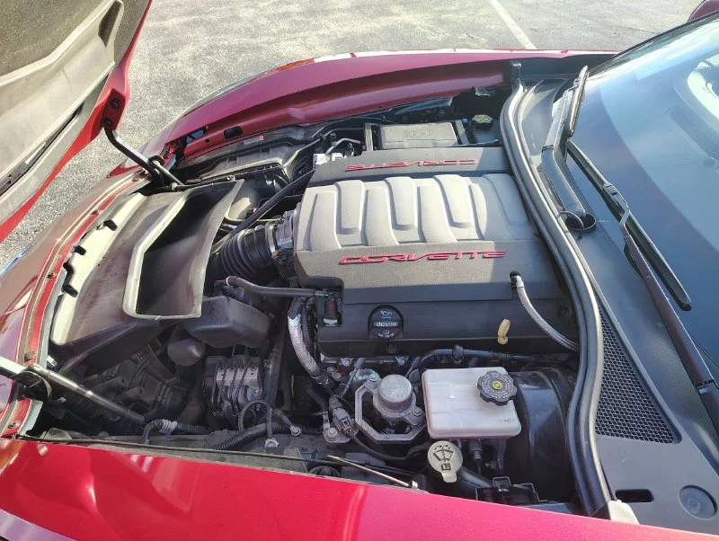 Used 2015 Red Chevrolet Stingray image 41