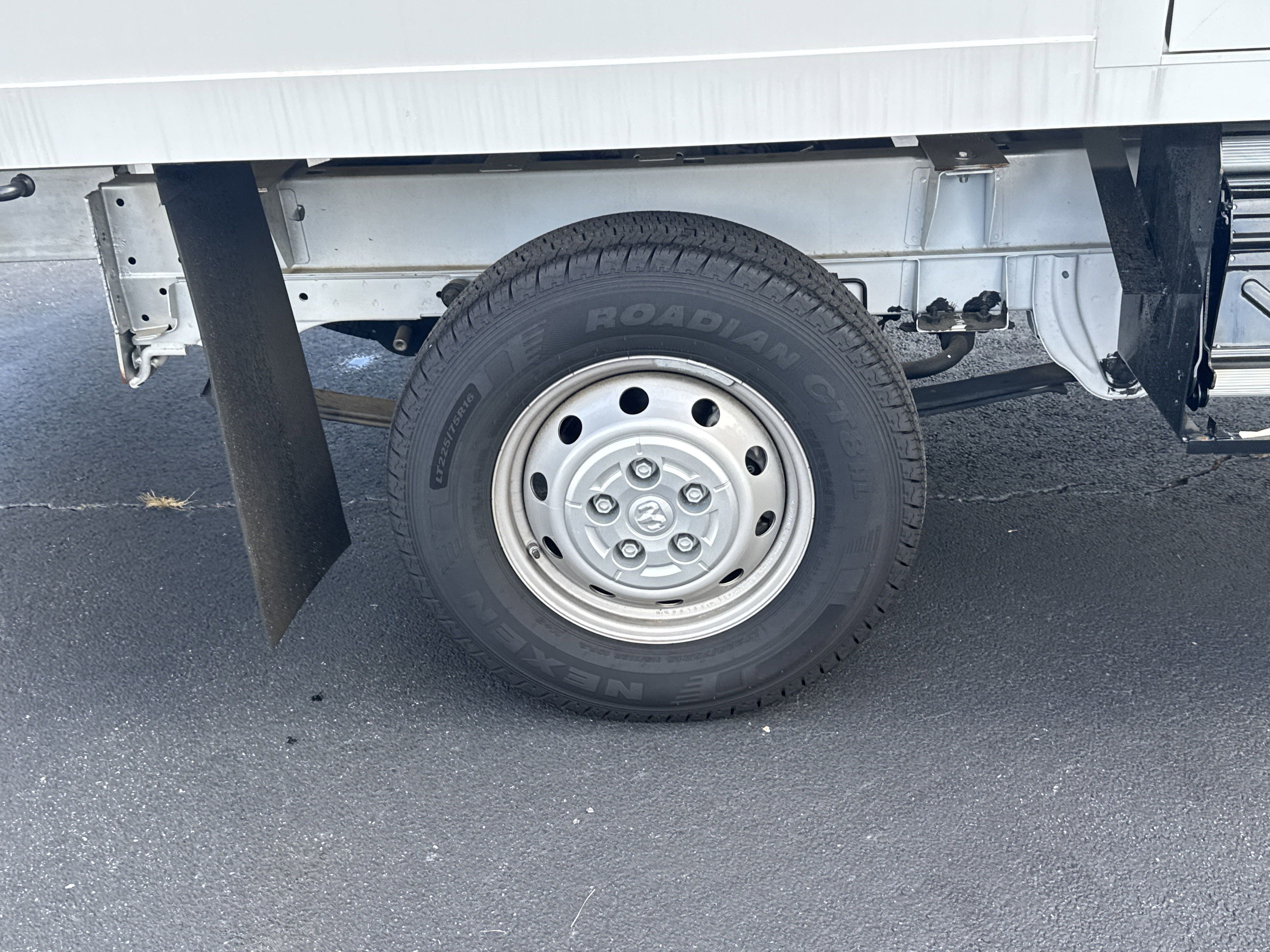 New 2023 Bright White Clearcoat Ram 3500 image 12
