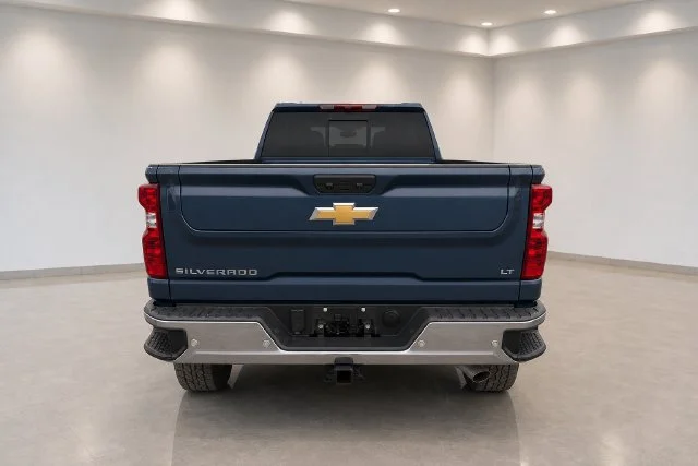 Used 2024 Lakeshore Blue Metallic Chevrolet LT image 5