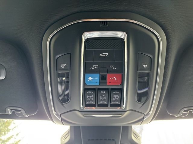 Used 2025 Silver Jeep Limited image 30